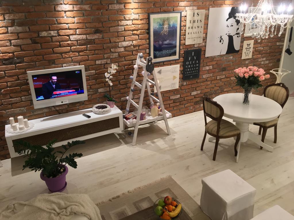 Skopje Livingアパートメント エクステリア 写真